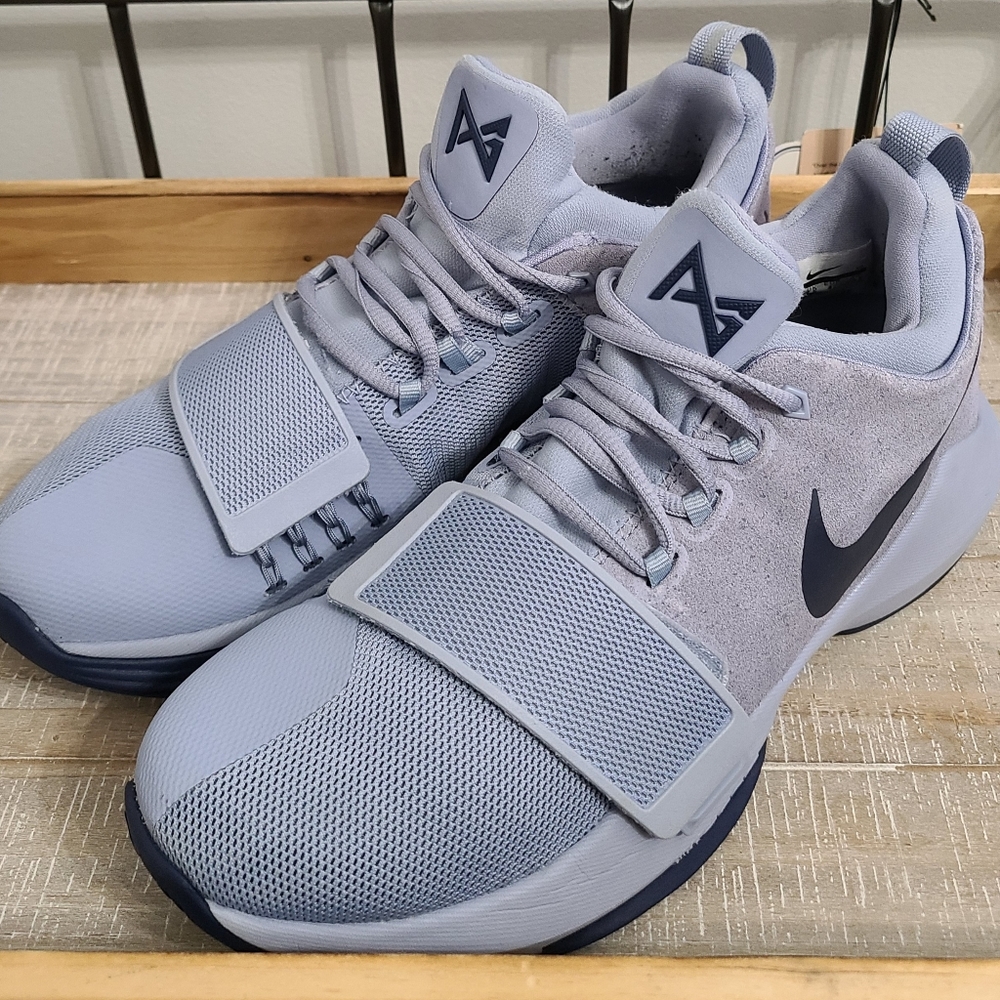 MENS Nike PG Georgetown Size 8.5